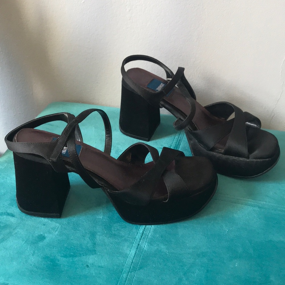 Vintage/retro black block heels
